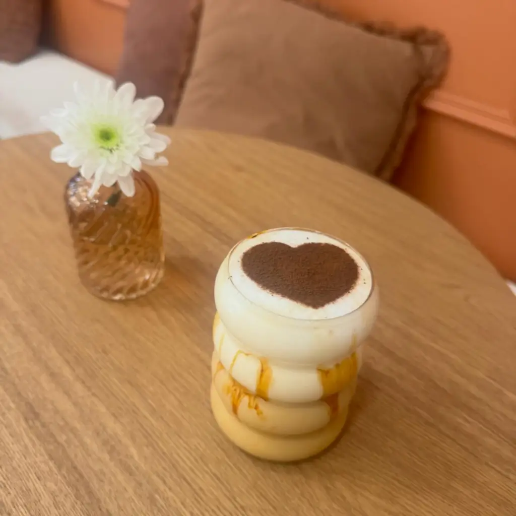 Café chaleureux Chez Poupou à Montélimar